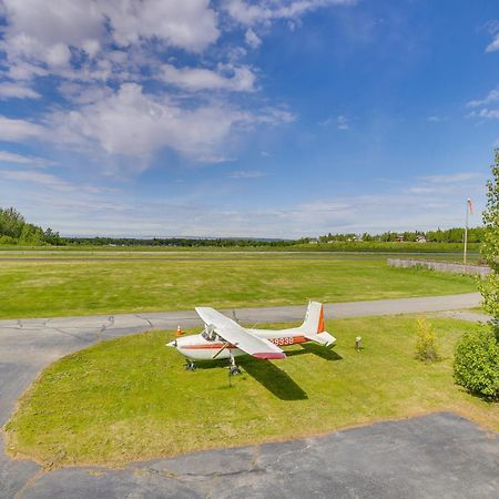 Spacious Family Home With Deck And Million-Dollar View Анкъридж Екстериор снимка